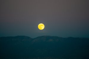 20211118Moon-8.jpg
