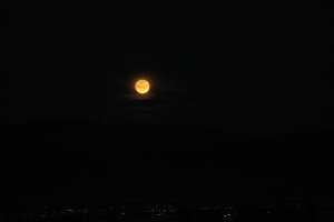 20220117Moon-22-low-light.jpg