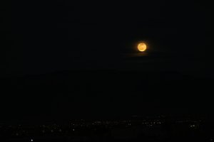 20220117Moon-26-low-light.jpg