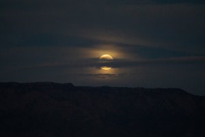 20220117Moon-1.jpg