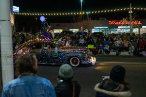20231202TwinkleLightParade-142.jpg