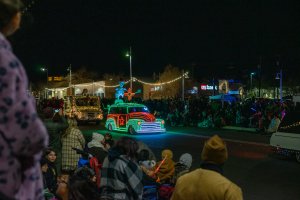 20231202TwinkleLightParade-156.jpg