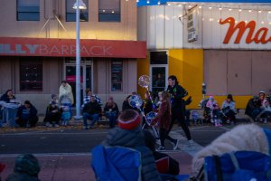 20231202TwinkleLightParade-29.jpg