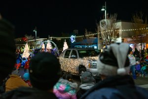 20231202TwinkleLightParade-34.jpg