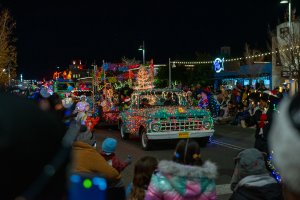 20231202TwinkleLightParade-54.jpg