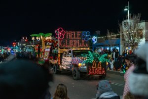 20231202TwinkleLightParade-65.jpg