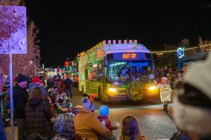 20231202TwinkleLightParade-71.jpg