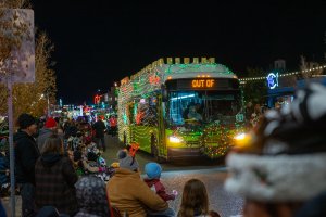 20231202TwinkleLightParade-72.jpg