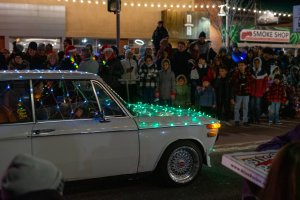 20231202TwinkleLightParade-81.jpg